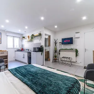  Appartement Le Cosy - Free Parking - Proche Gares Lille - Netflix - Wifi